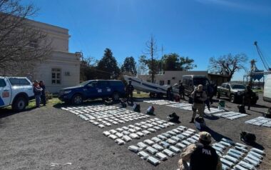 Megaoperativo contra el narcotráfico: Prefectura secuestró 500 kilos de cocaína y detuvo a 5 personas